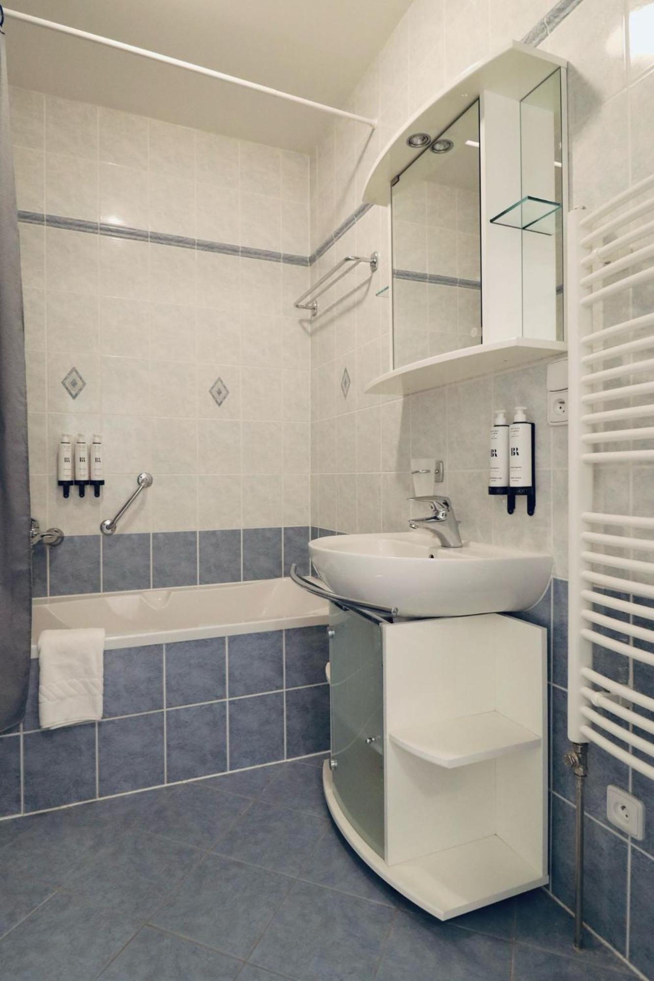 Apartma Justina 1880